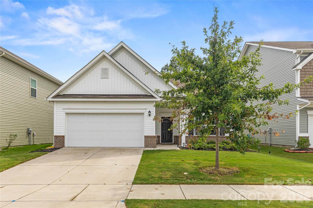 9022 Evercrisp Lane - Photo 1