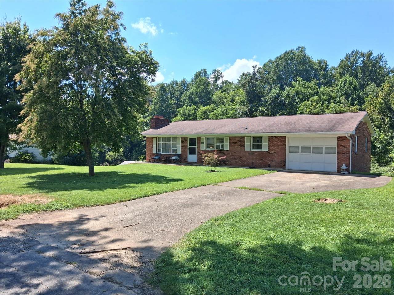 114 Ashworth Circle - Photo 1