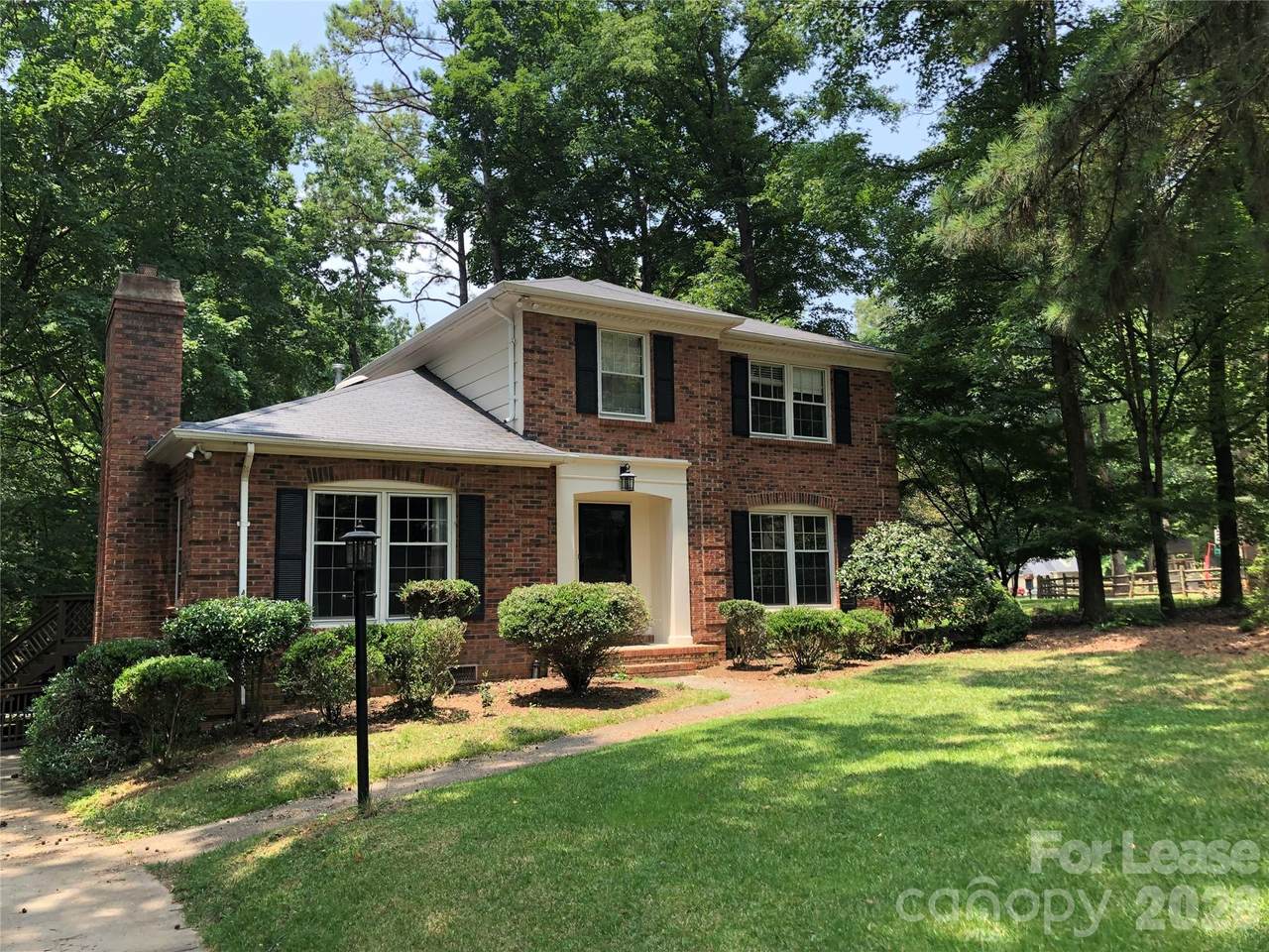 823 Tadlock Place - Photo 1