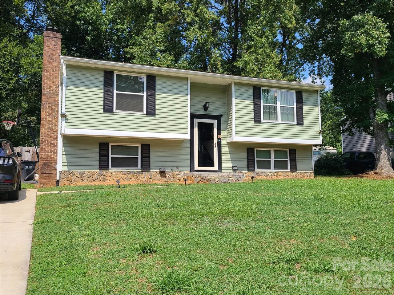 4809 Garvis Drive - Photo 1