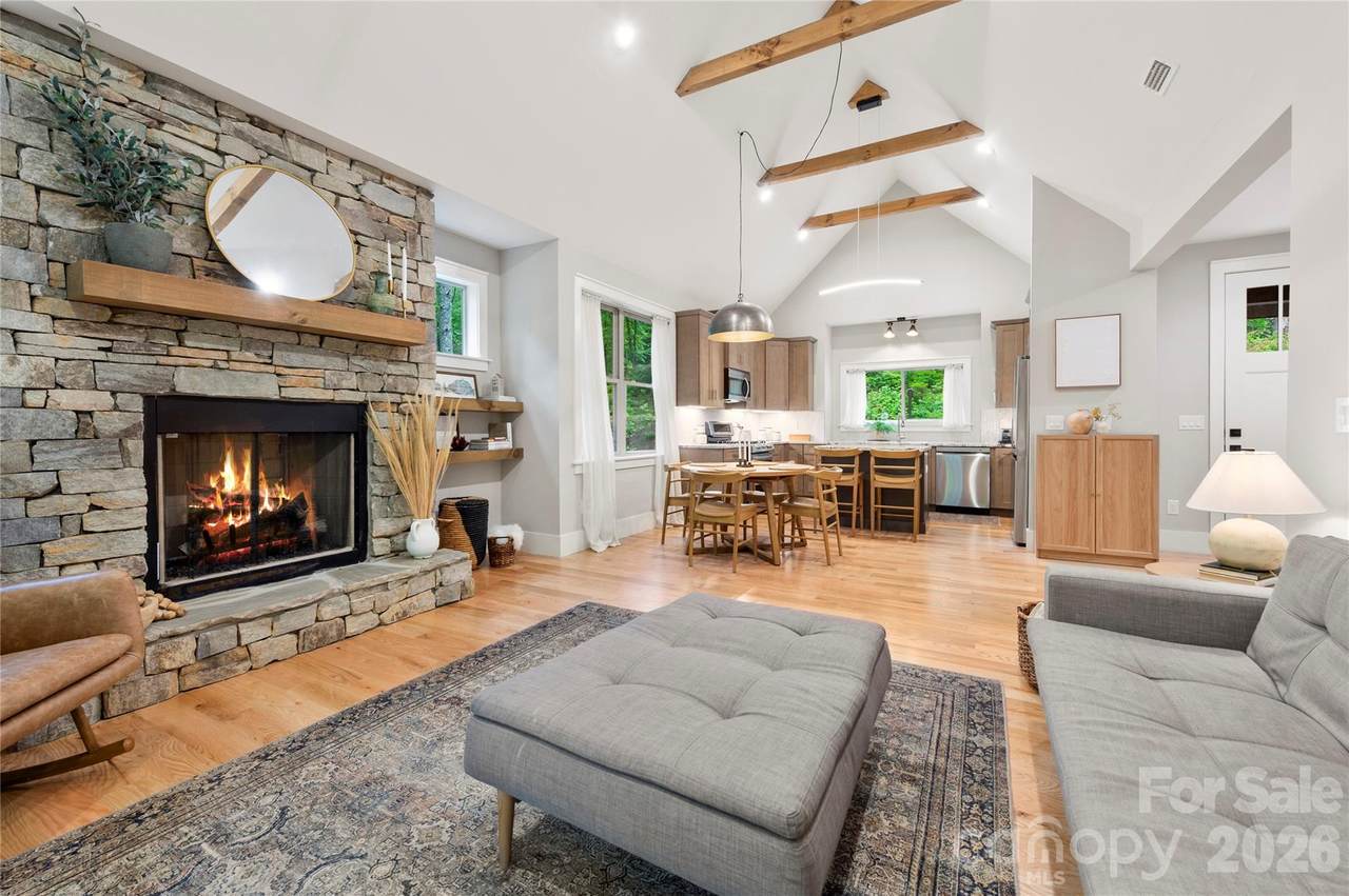 https://bt-photos.global.ssl.fastly.net/cmls/1280_boomver_1_4419840-1.jpg