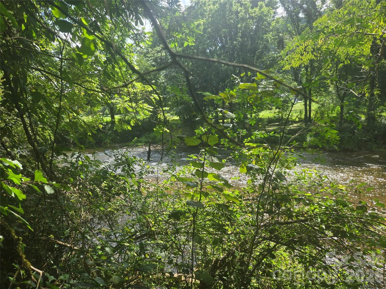 https://bt-photos.global.ssl.fastly.net/cmls/1280_boomver_1_4419869-1.jpg