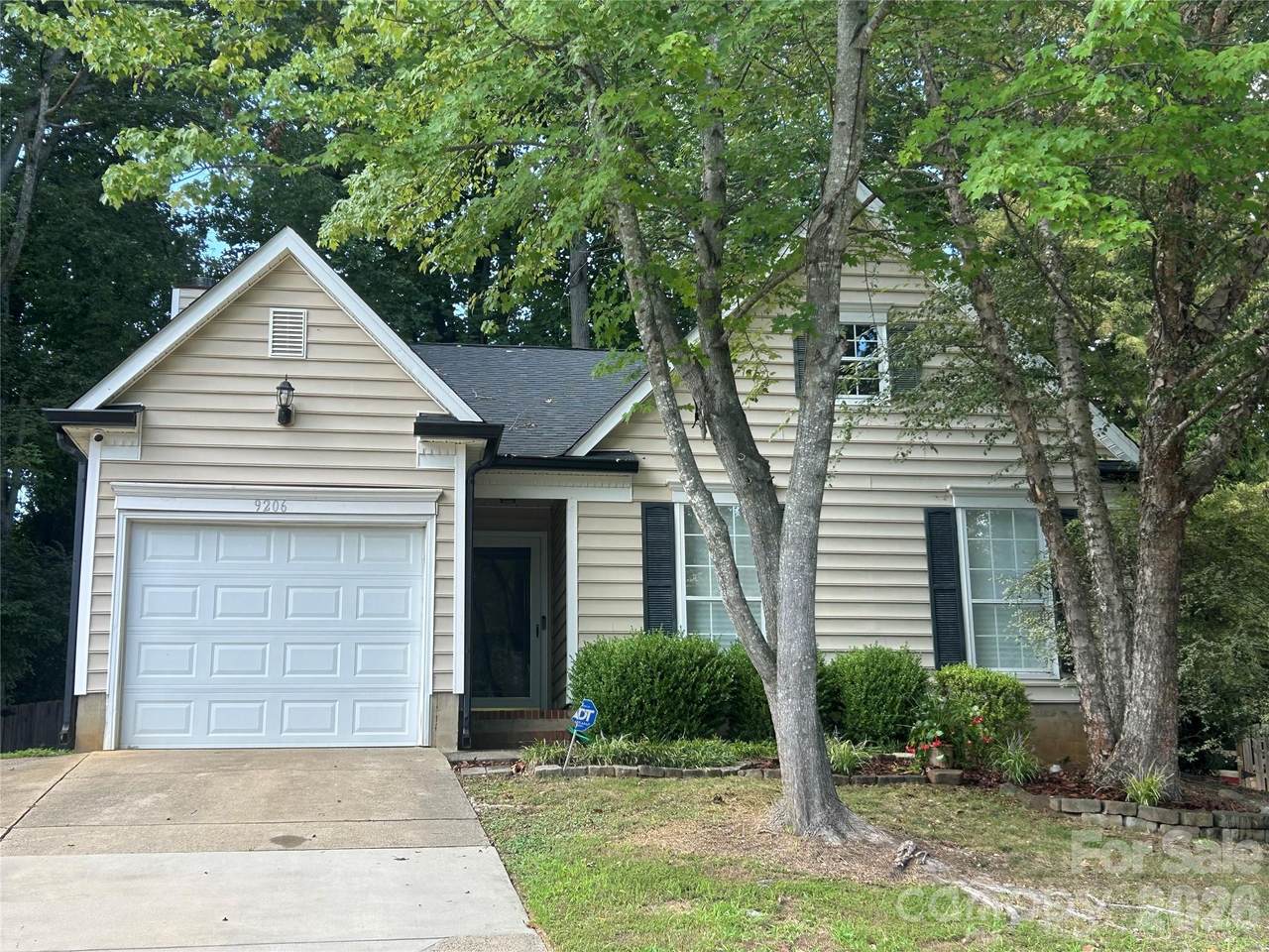 9206 Rotherham Lane - Photo 1