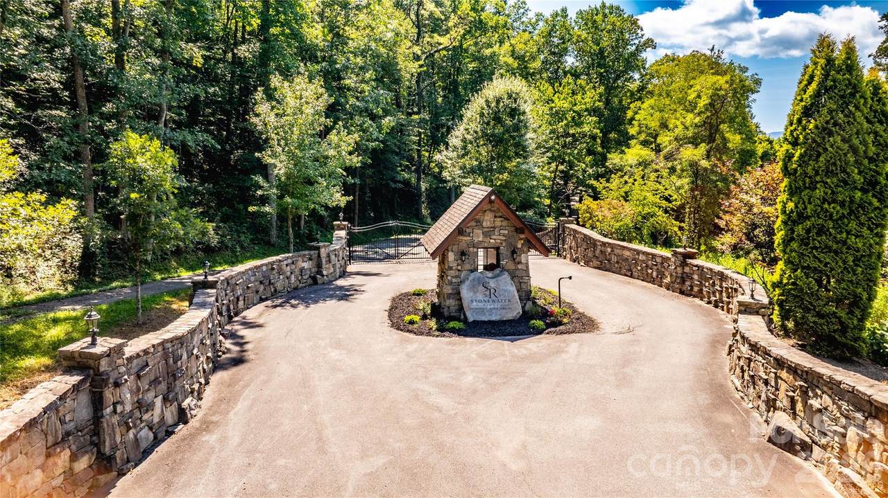 19 Estate Drive - Photo 1