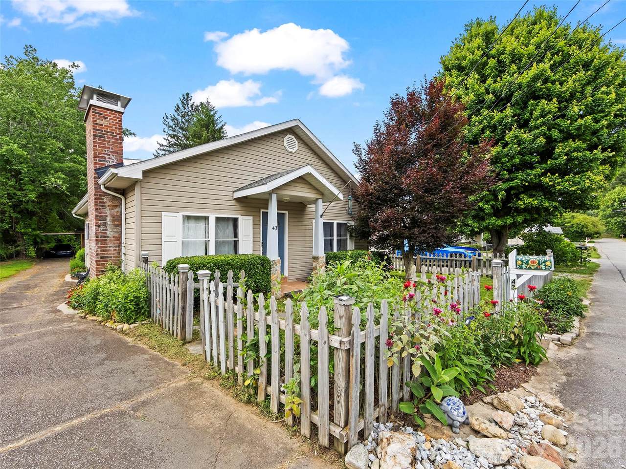 43 Avery Street - Photo 1