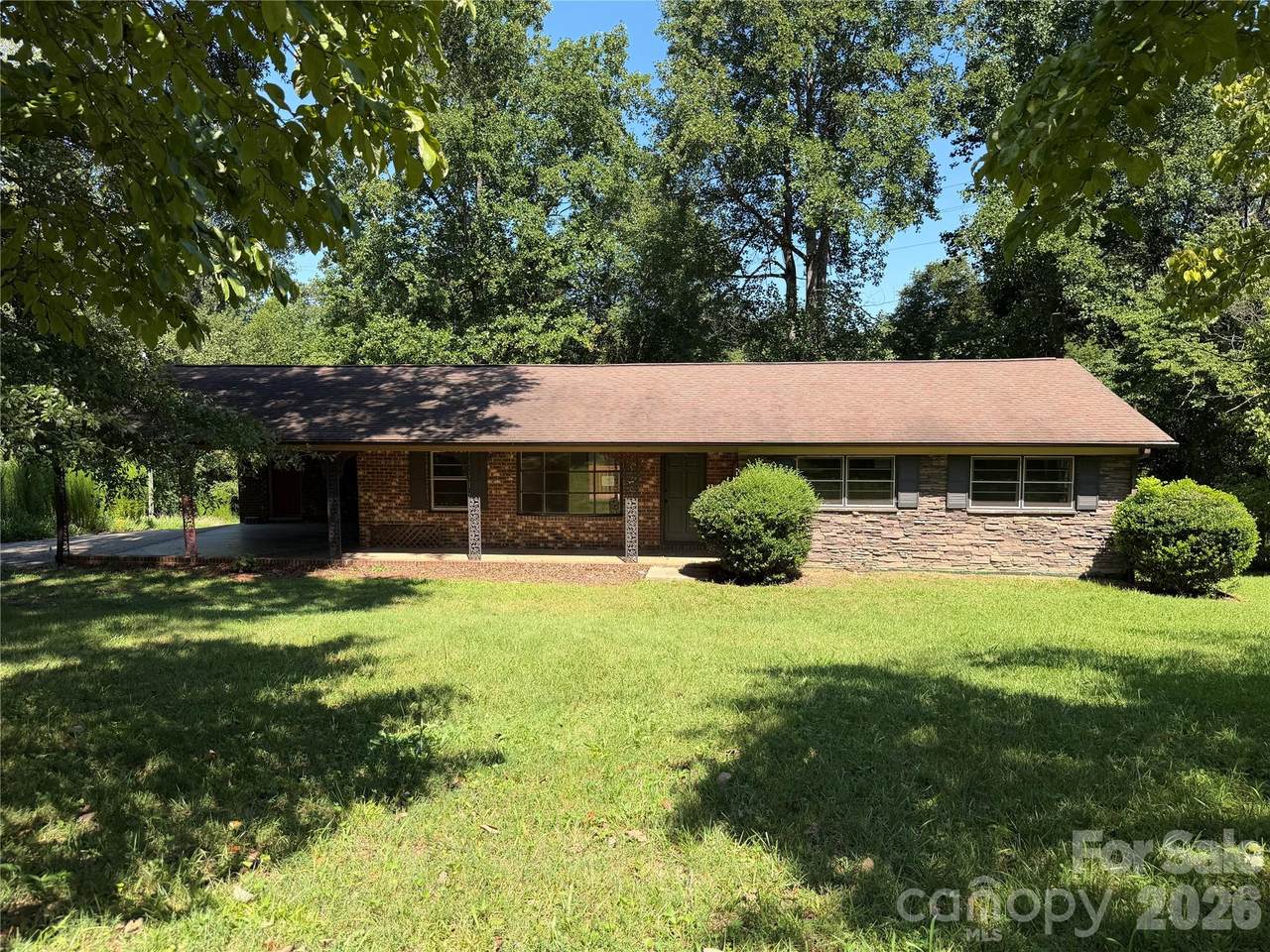 517 Goldwater Street - Photo 1