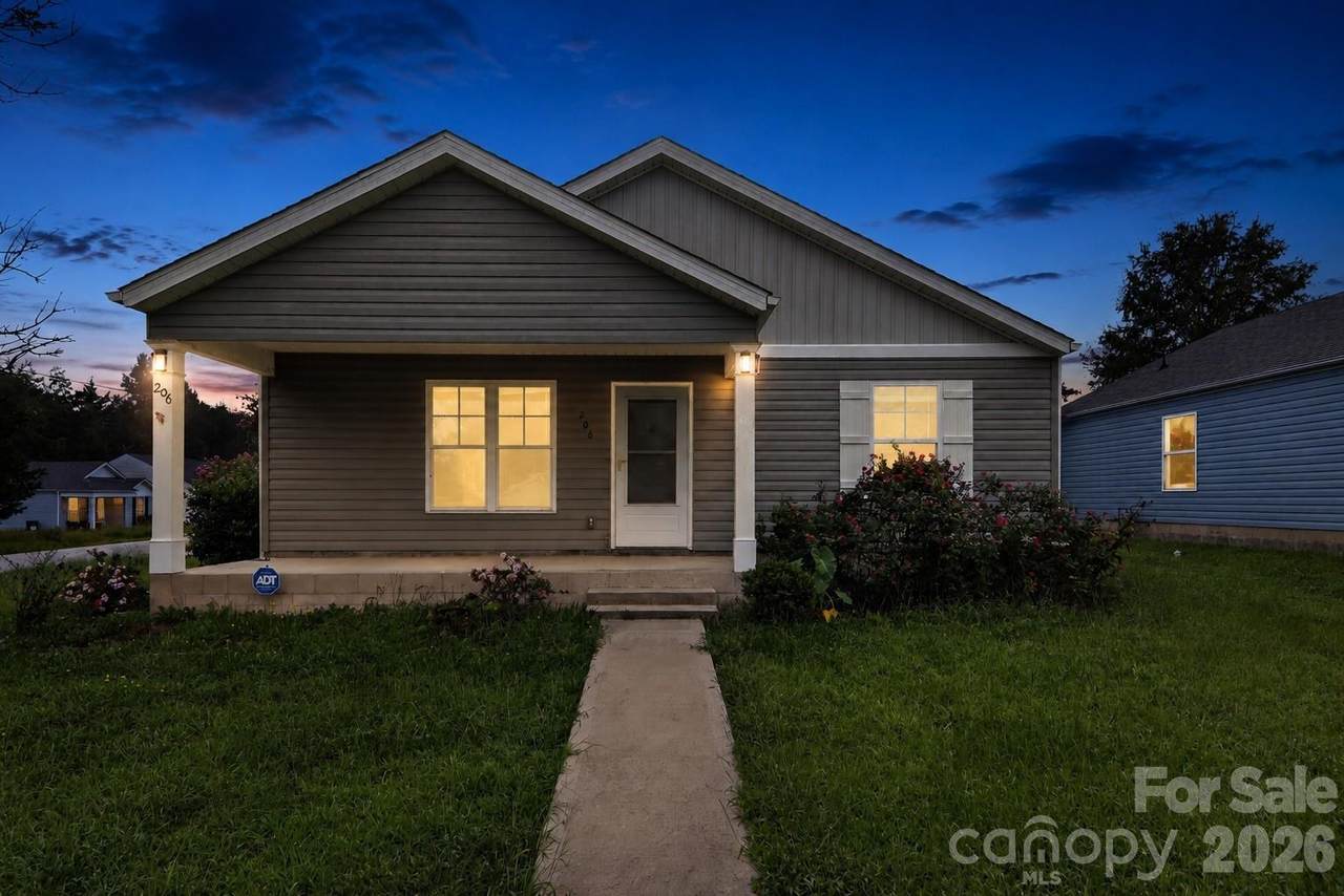 206 Dillon Drive - Photo 1