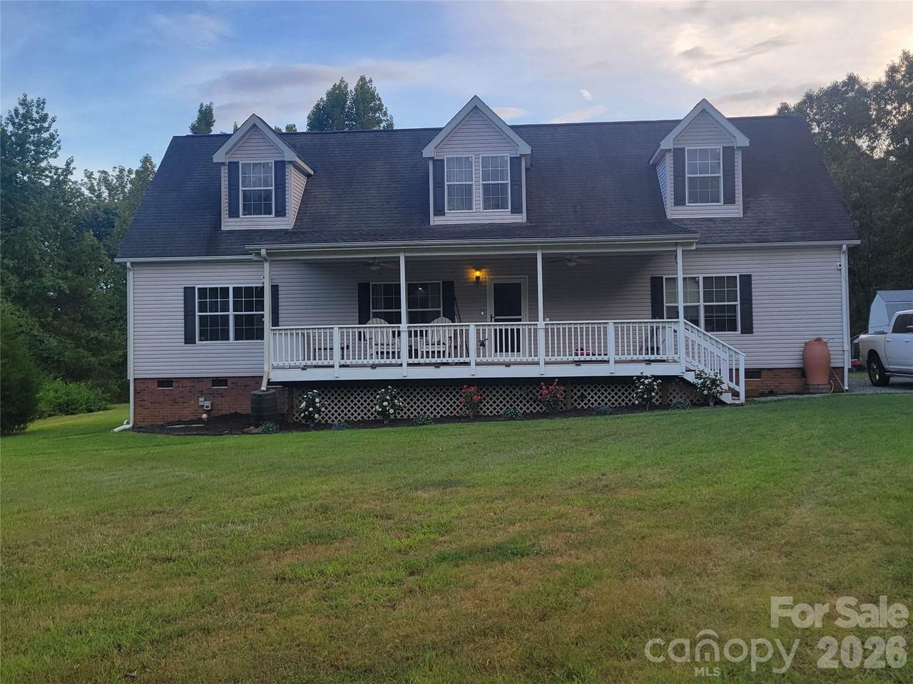 415 Maye Street - Photo 1