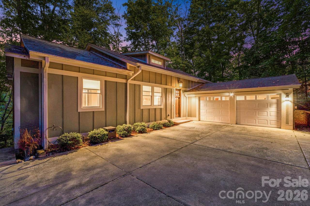 22 Wild Violet Lane - Photo 1
