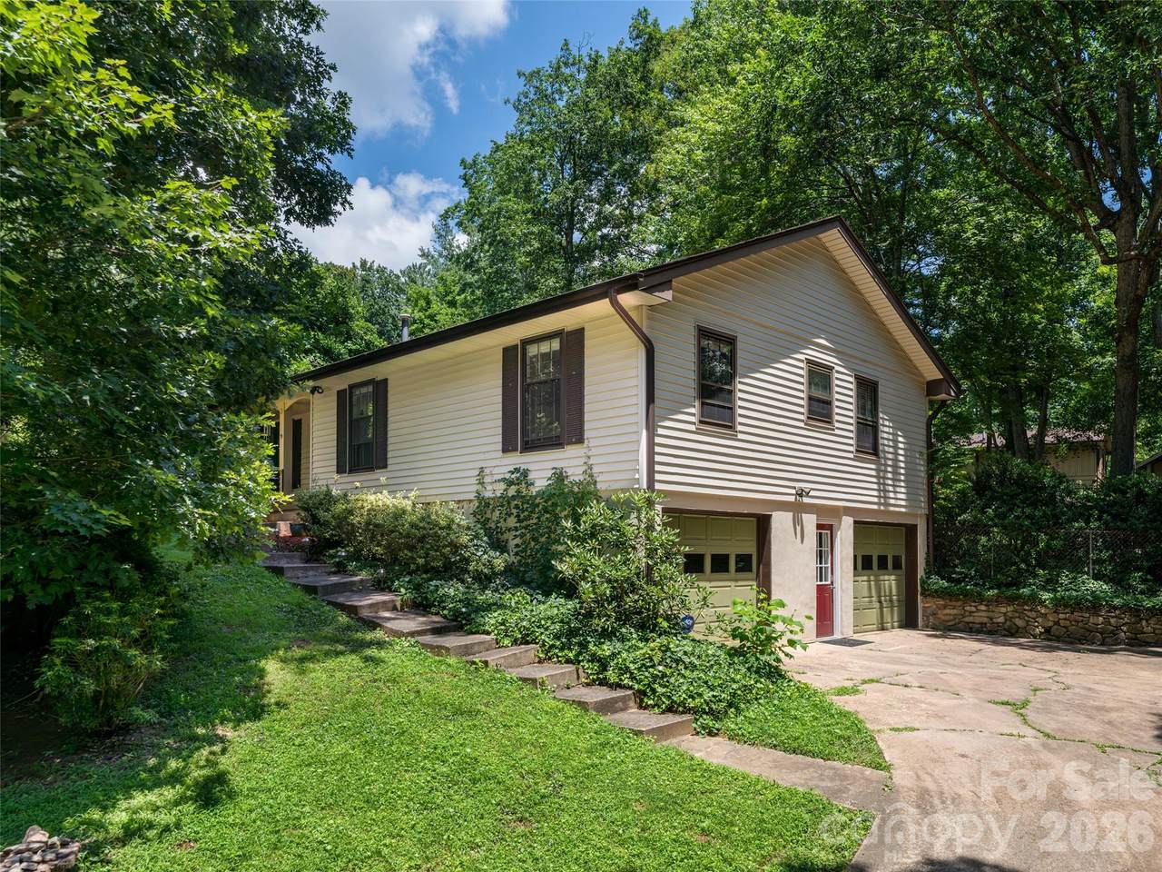 14 Forest Ridge Drive - Photo 1