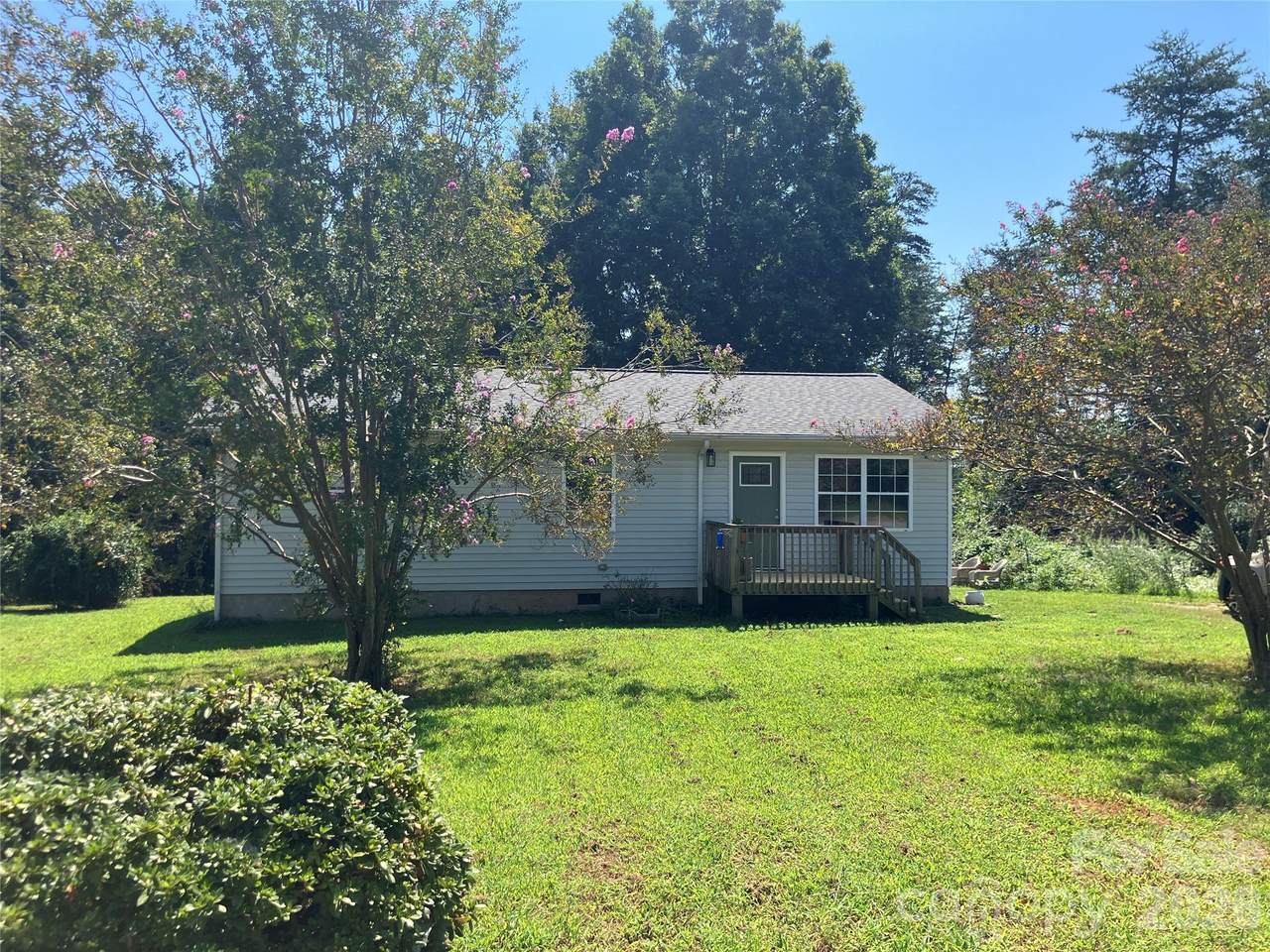 271 Weaver Way - Photo 1