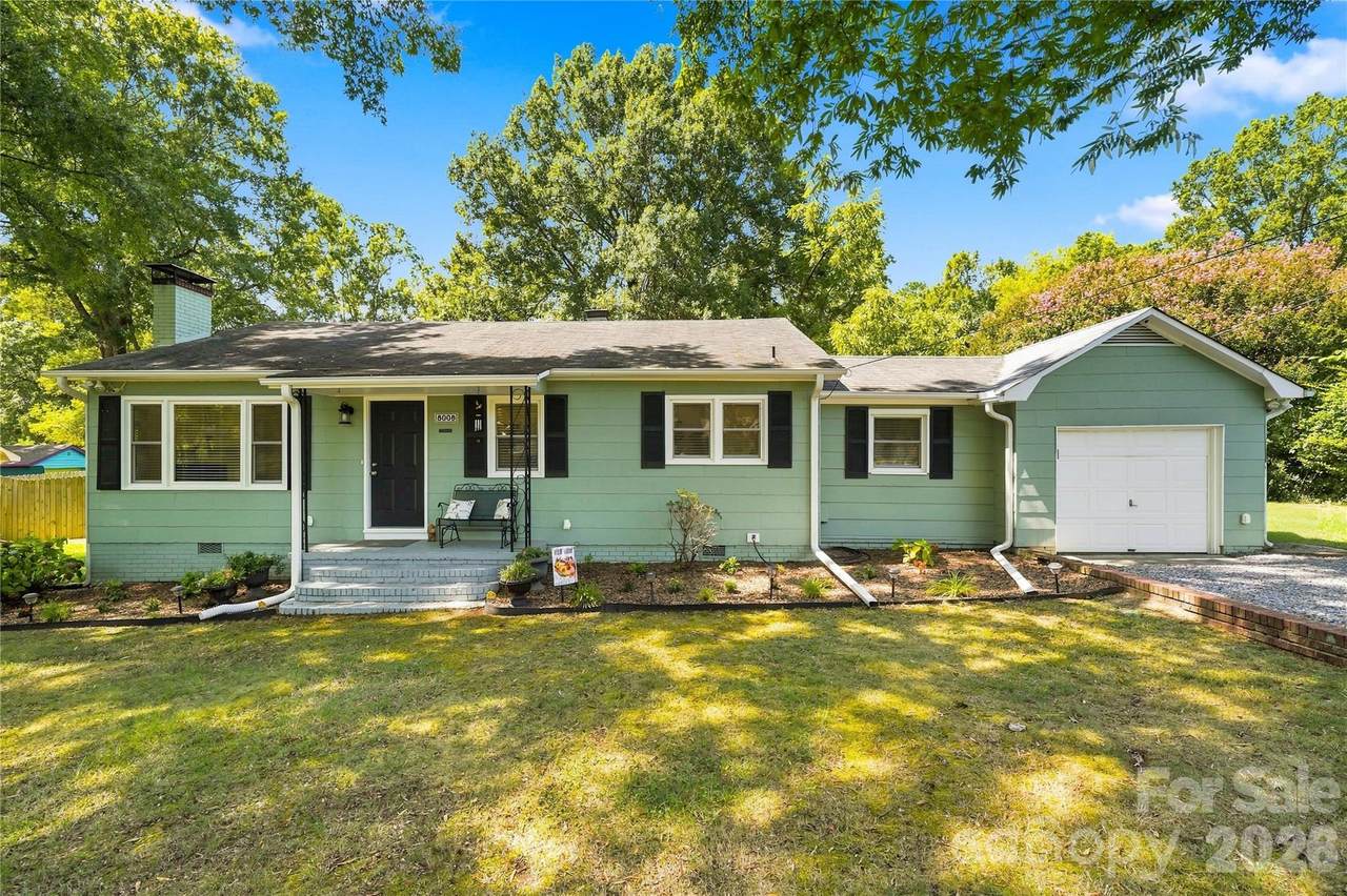 8008 Chapman Street - Photo 1