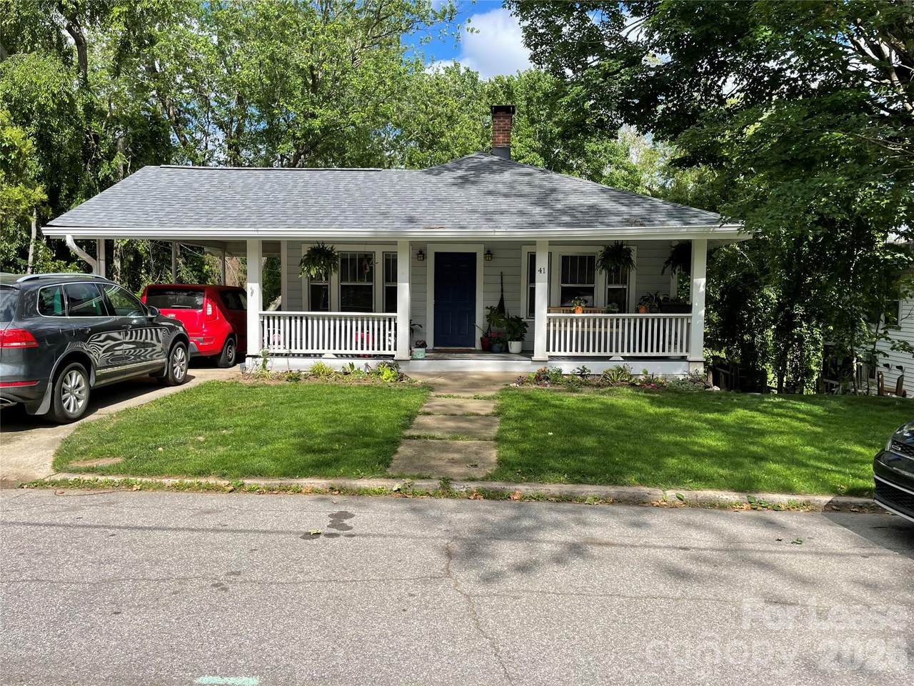 41 Blue Ridge Avenue - Photo 1