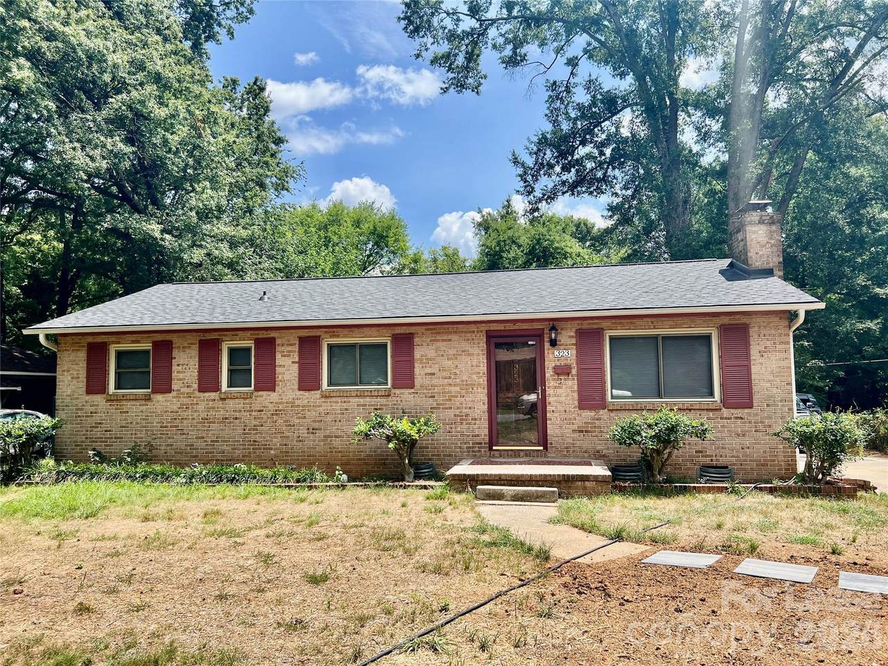 323 Frank Drive - Photo 1
