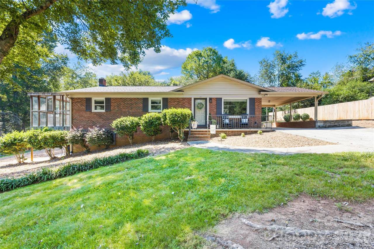 184 Hillsdale Lane - Photo 1