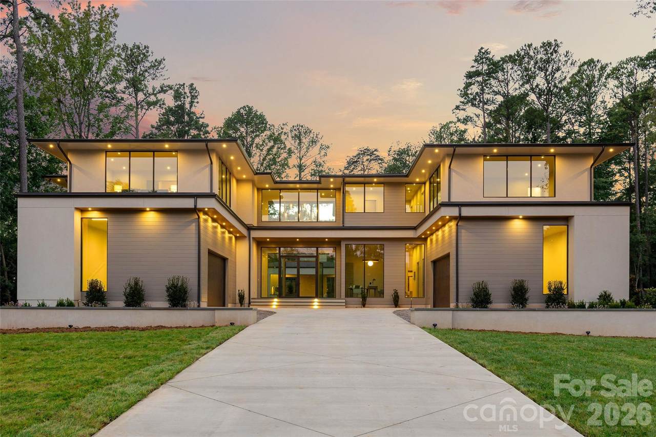 2019 Pellyn Wood Drive - Photo 1
