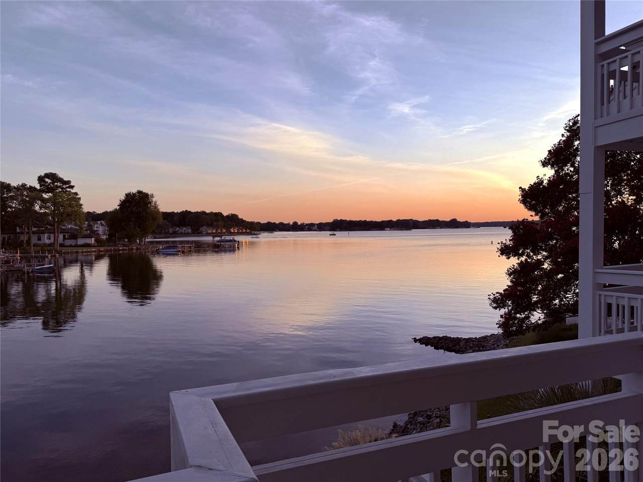 17925 Kings Point Drive - Photo 1