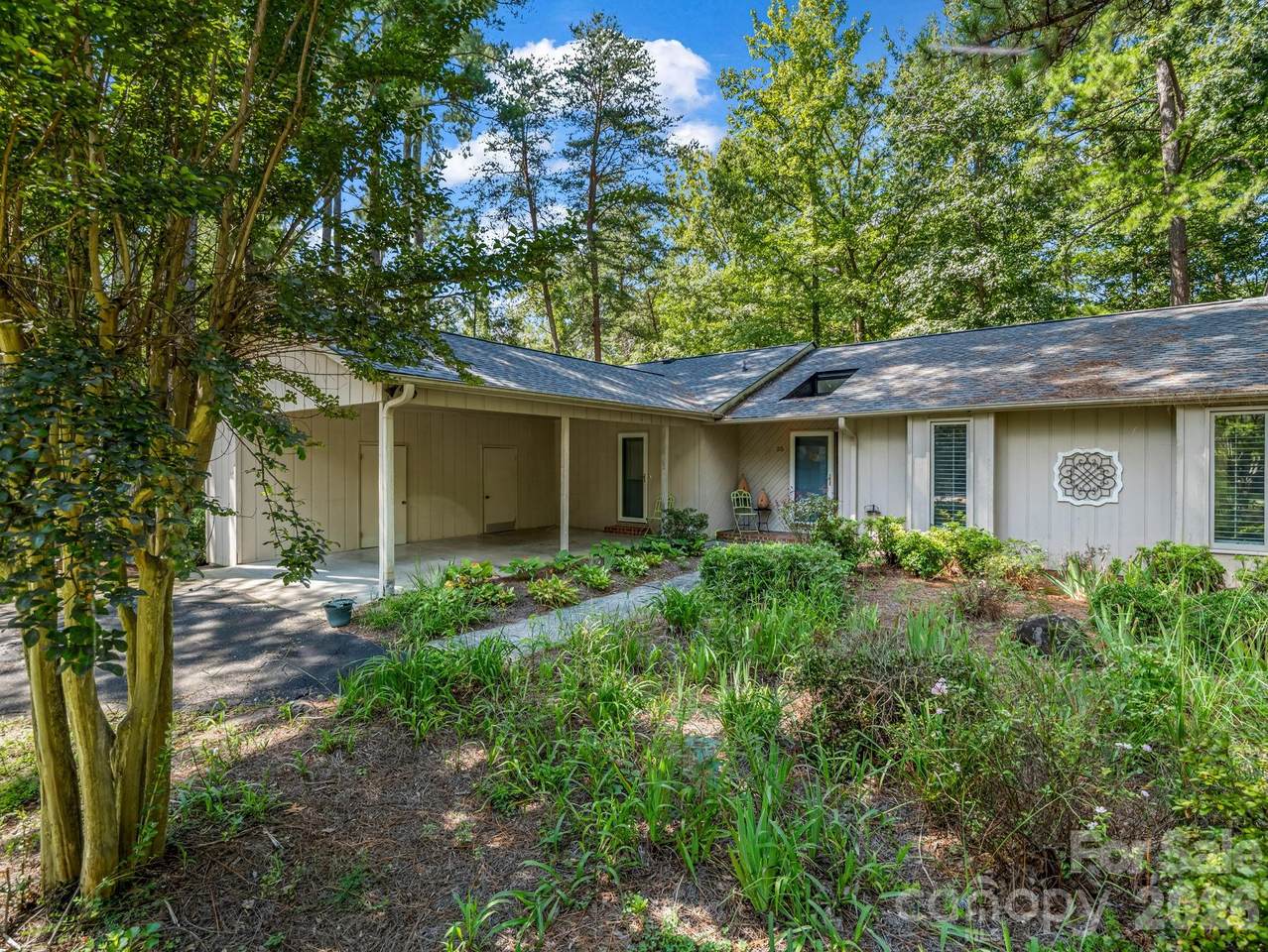 55 Diamond Ridge Lane - Photo 1