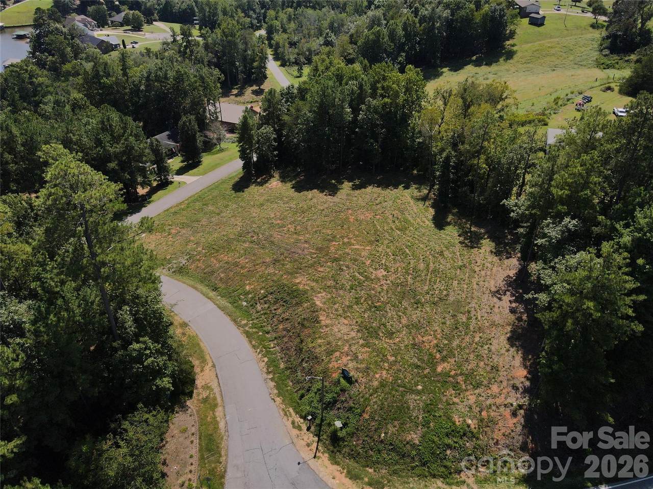 4707 Crystal Falls Avenue - Photo 1