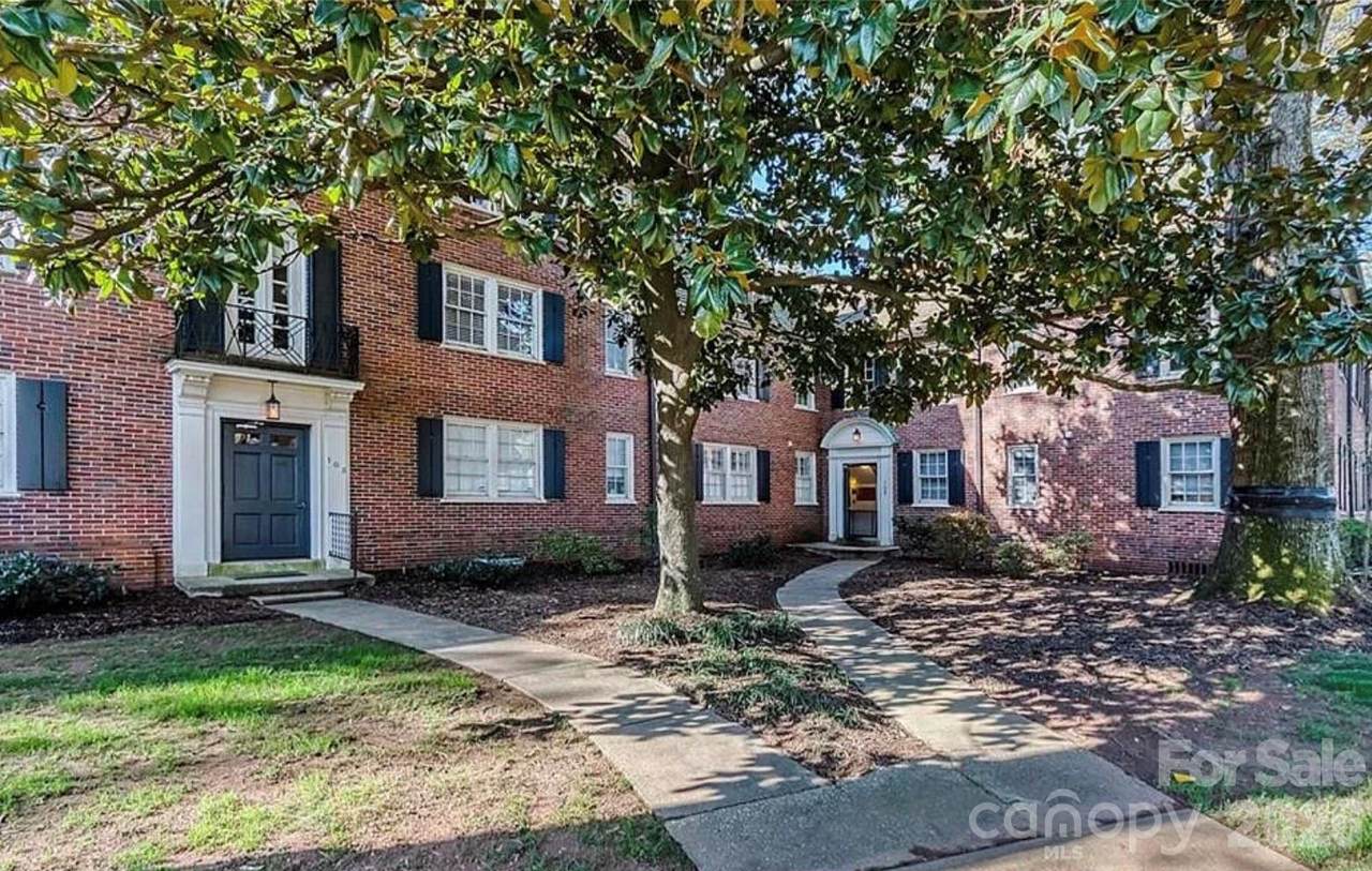 105 Laurel Avenue - Photo 1
