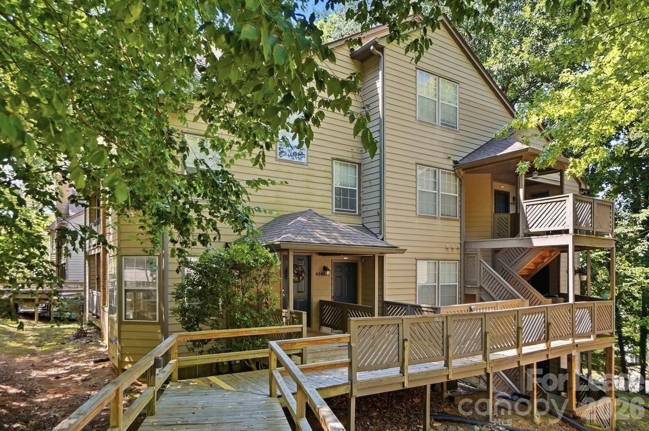 6000 Gray Gate Lane - Photo 1