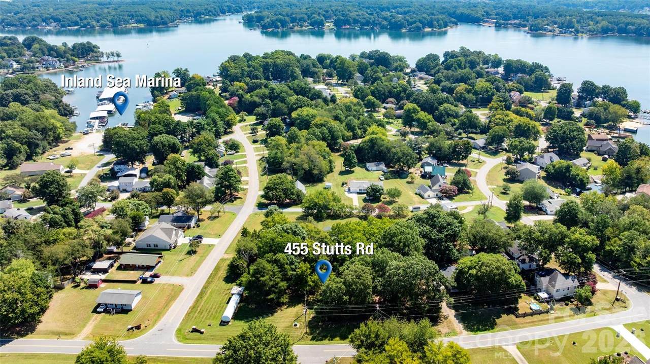 455 Stutts Road - Photo 1