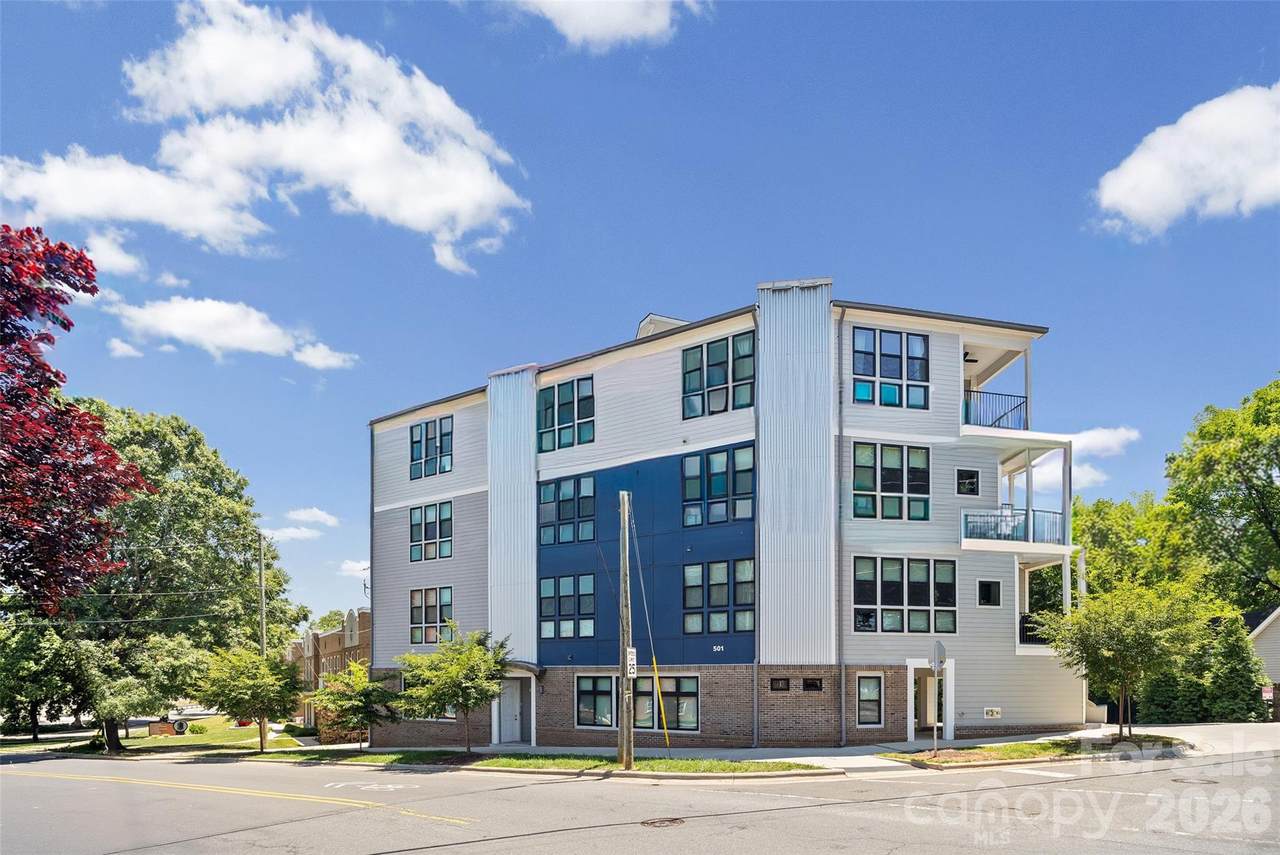 501 37th Street - Photo 1