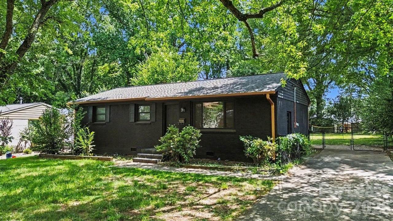 2616 Springway Drive - Photo 1
