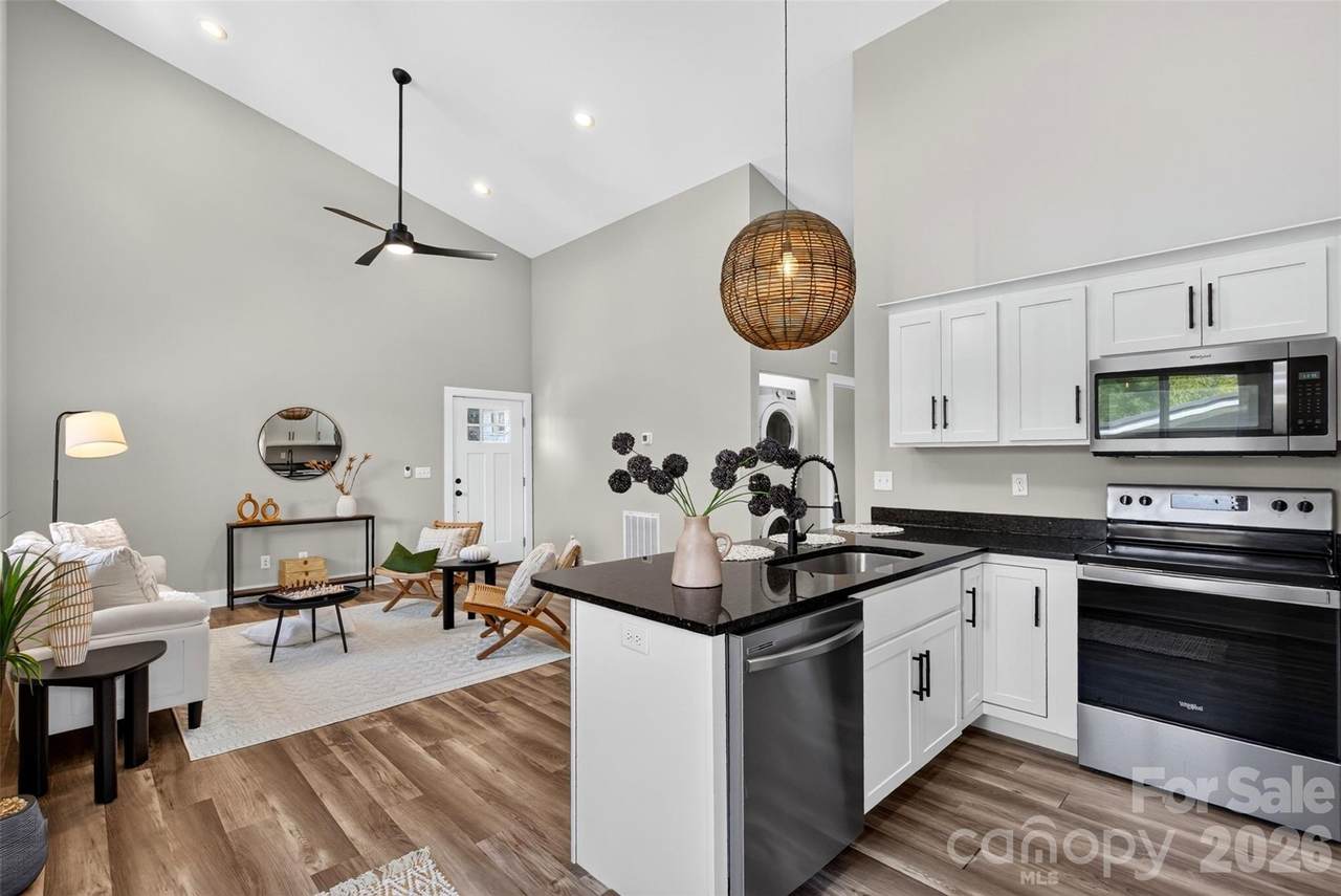 https://bt-photos.global.ssl.fastly.net/cmls/1280_boomver_1_4425282-1.jpg