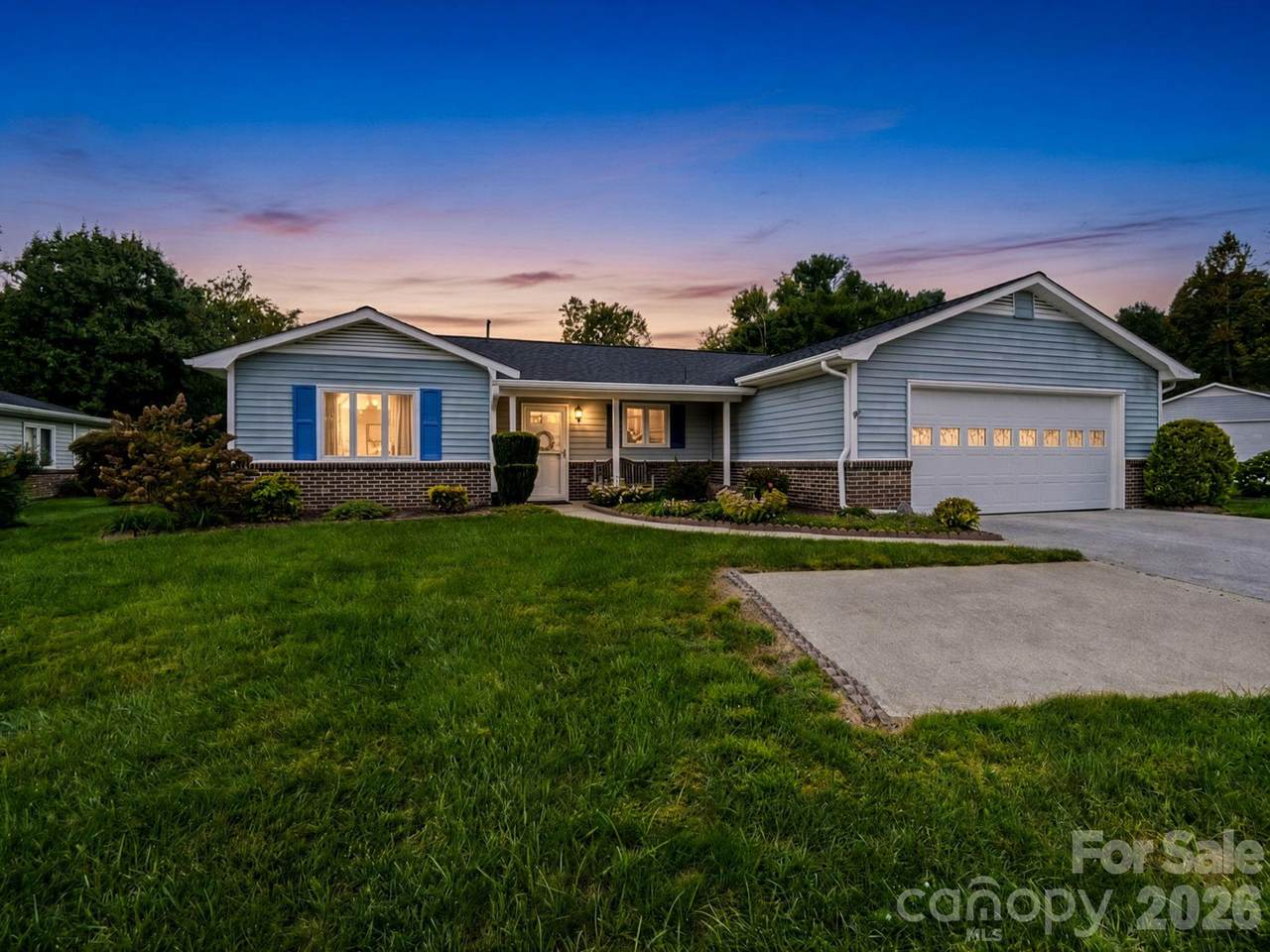 300 Dellford Court - Photo 1