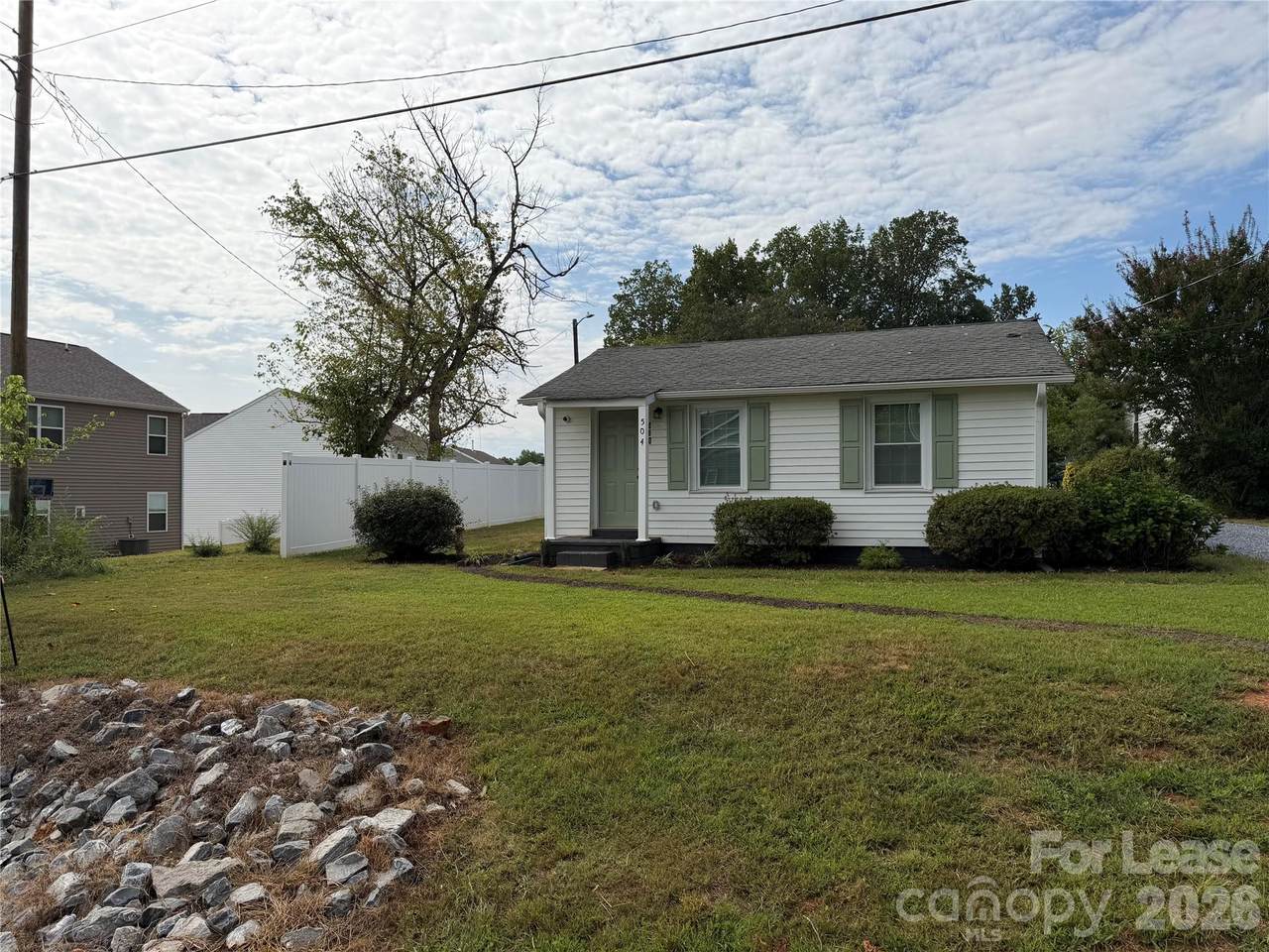504 Stroupe Road - Photo 1