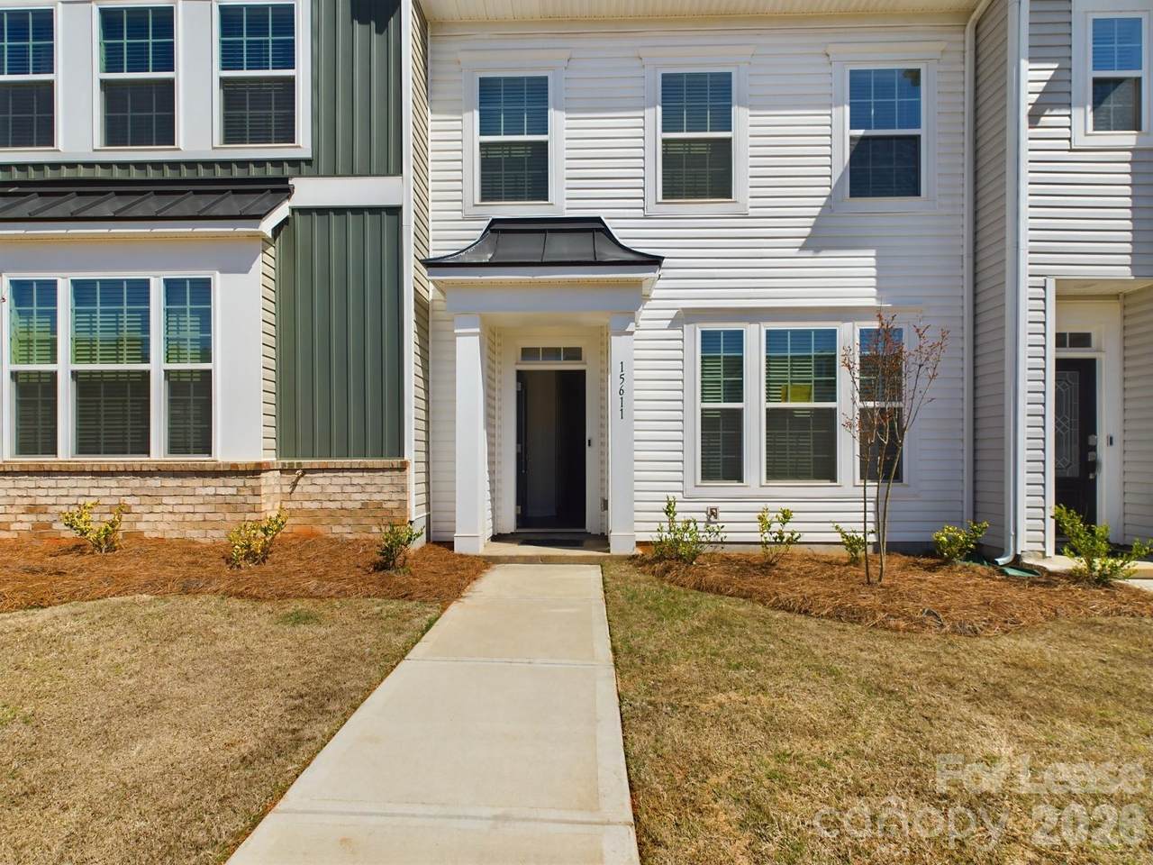 15611 Country House Street - Photo 1