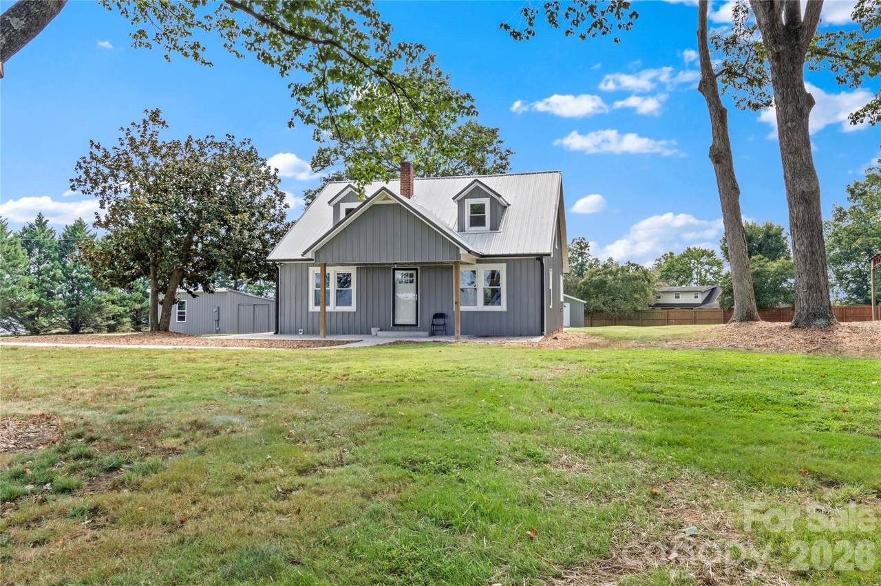4752 Old Us 421 Highway - Photo 1