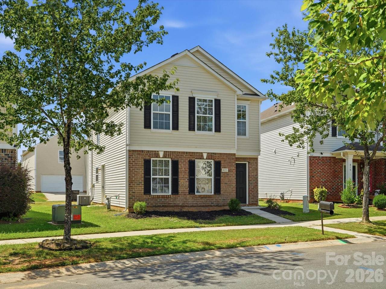 822 Sinclair Drive - Photo 1