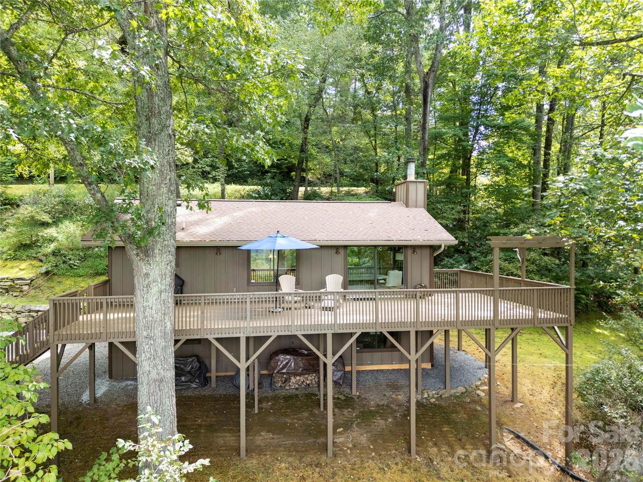 1073 Countryside Drive - Photo 1