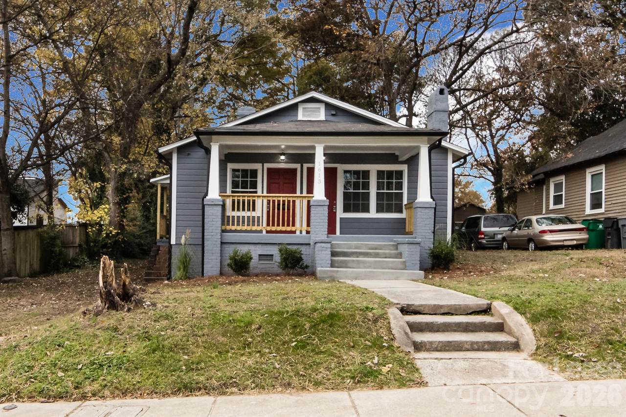 1613 Parson Street - Photo 1