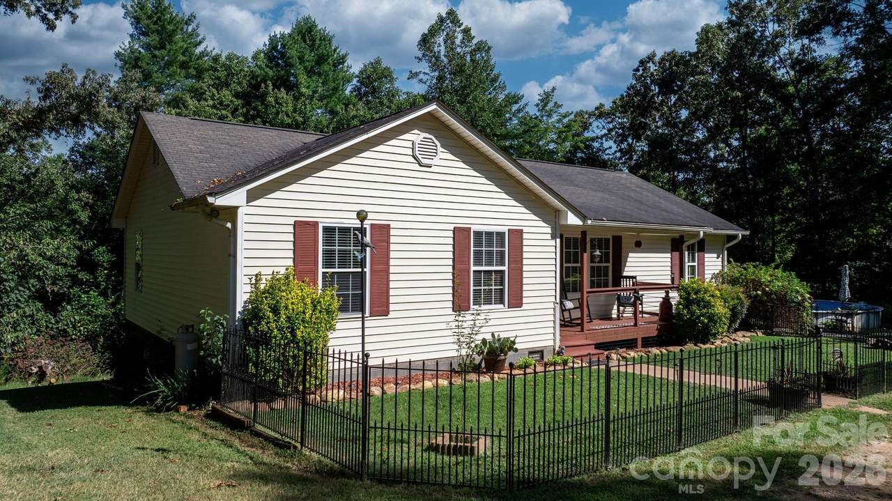 4218 Piney Road - Photo 1