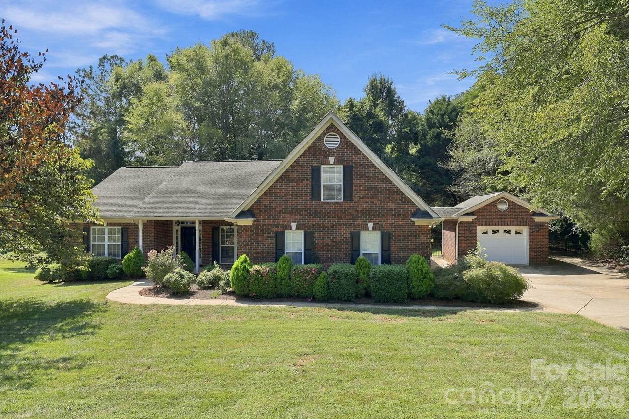 5911 Sugarcane Court - Photo 1