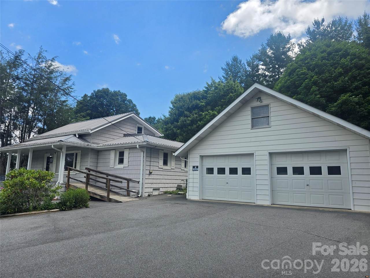 159 Hubert Street - Photo 1