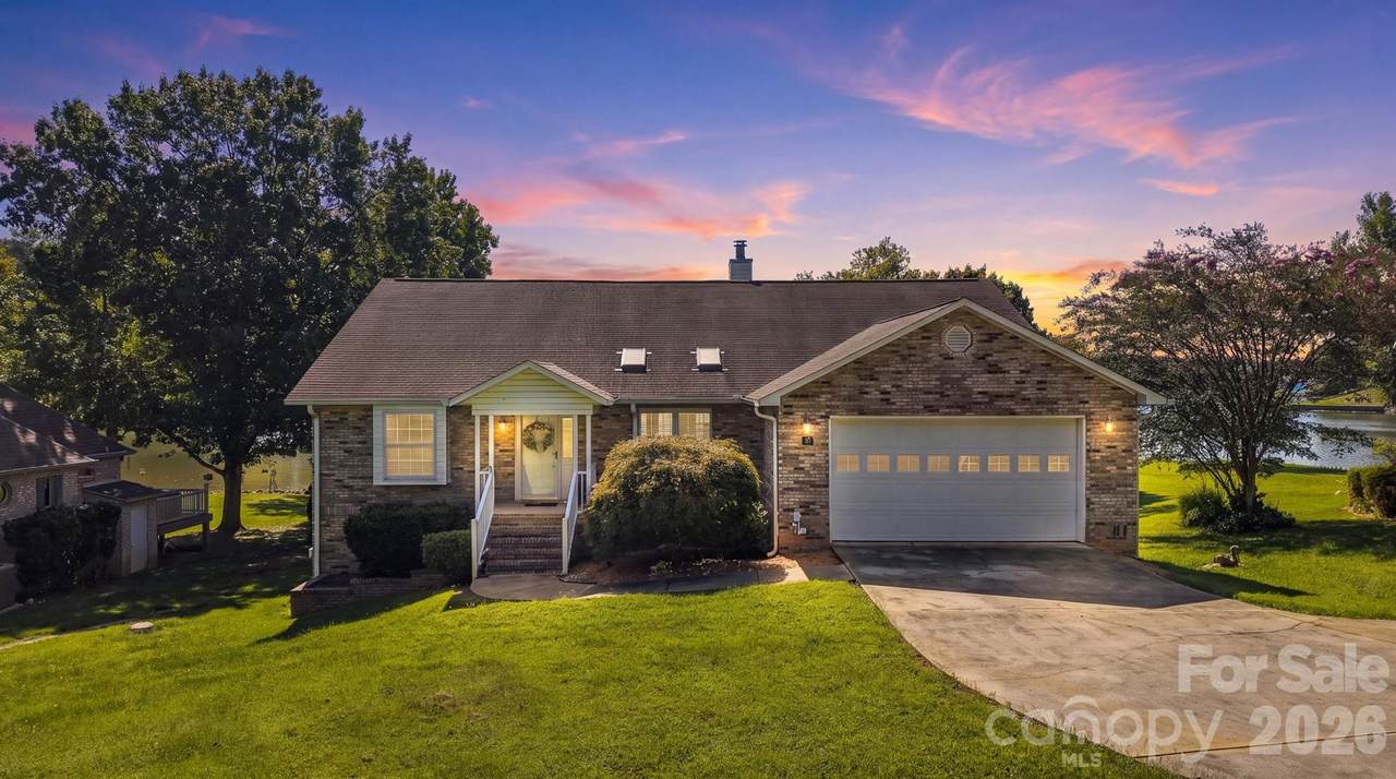 81 Emerald Point Drive - Photo 1