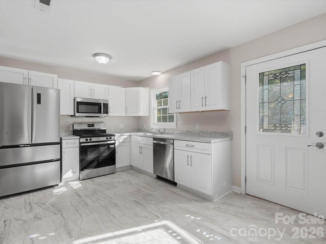 102 Cushman Drive - Photo 1