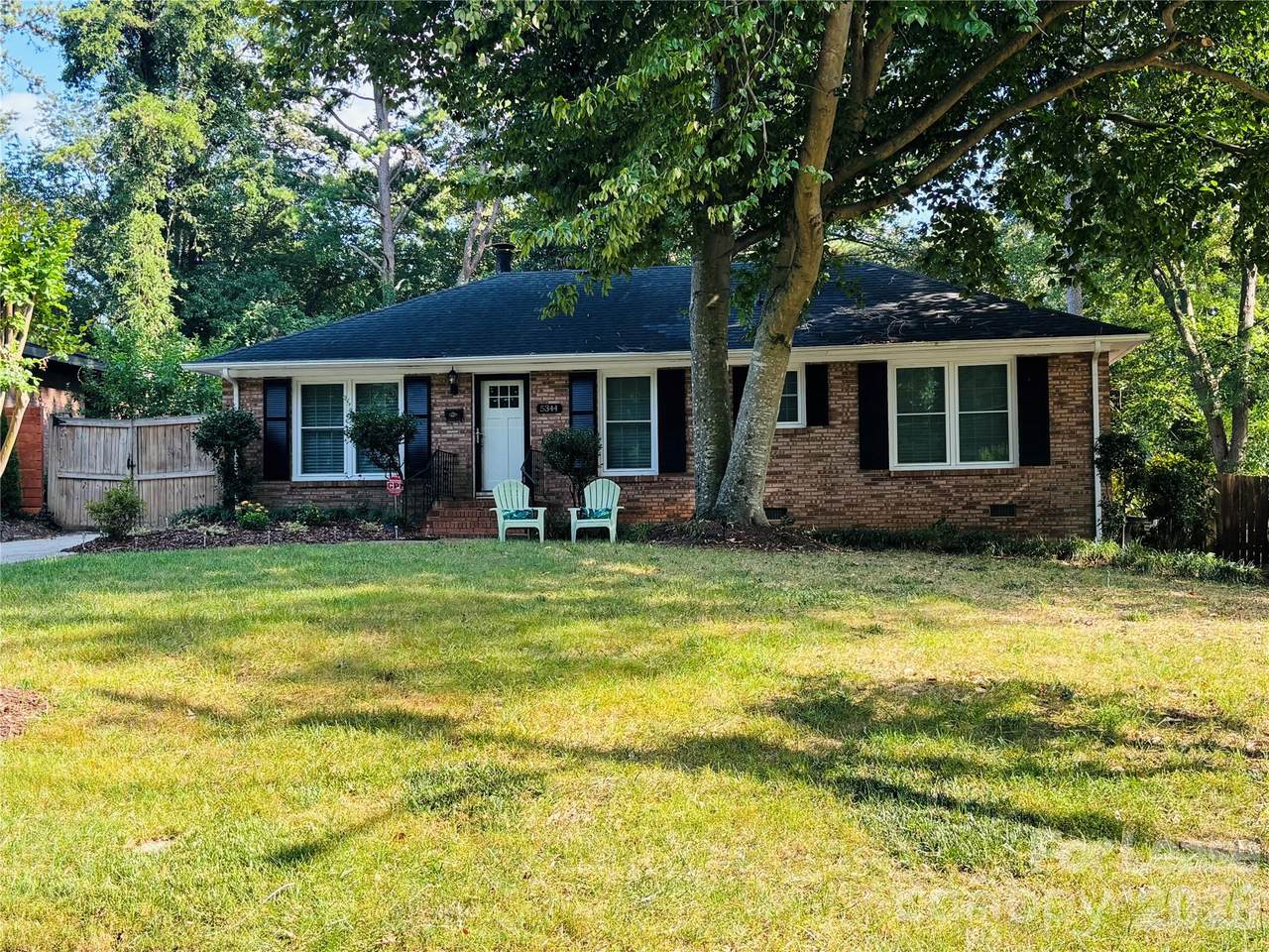 5344 Coburg Avenue - Photo 1