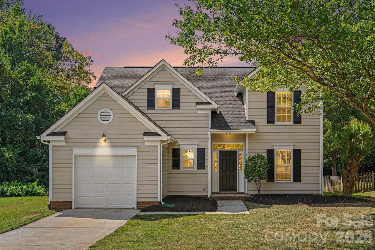 7117 Daerwood Place - Photo 1