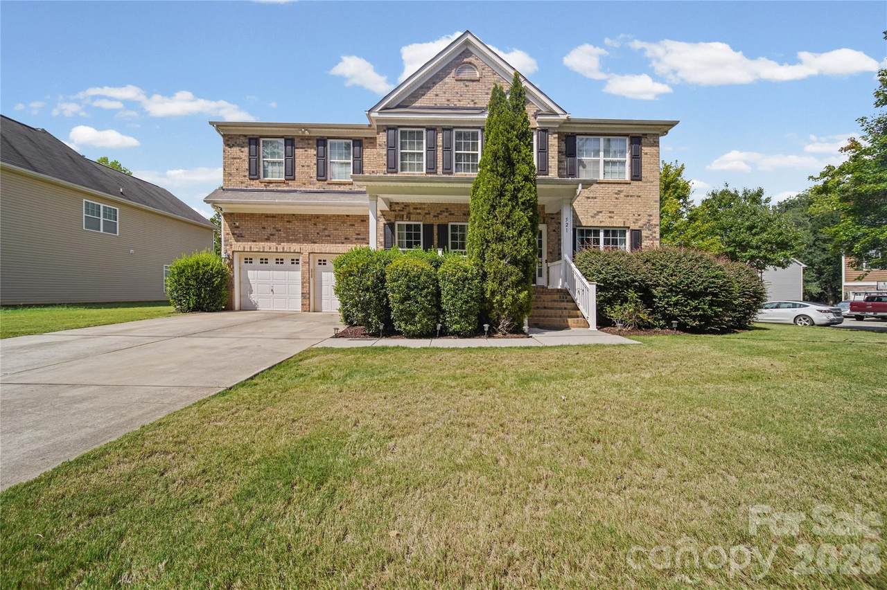 521 Stowe Road - Photo 1