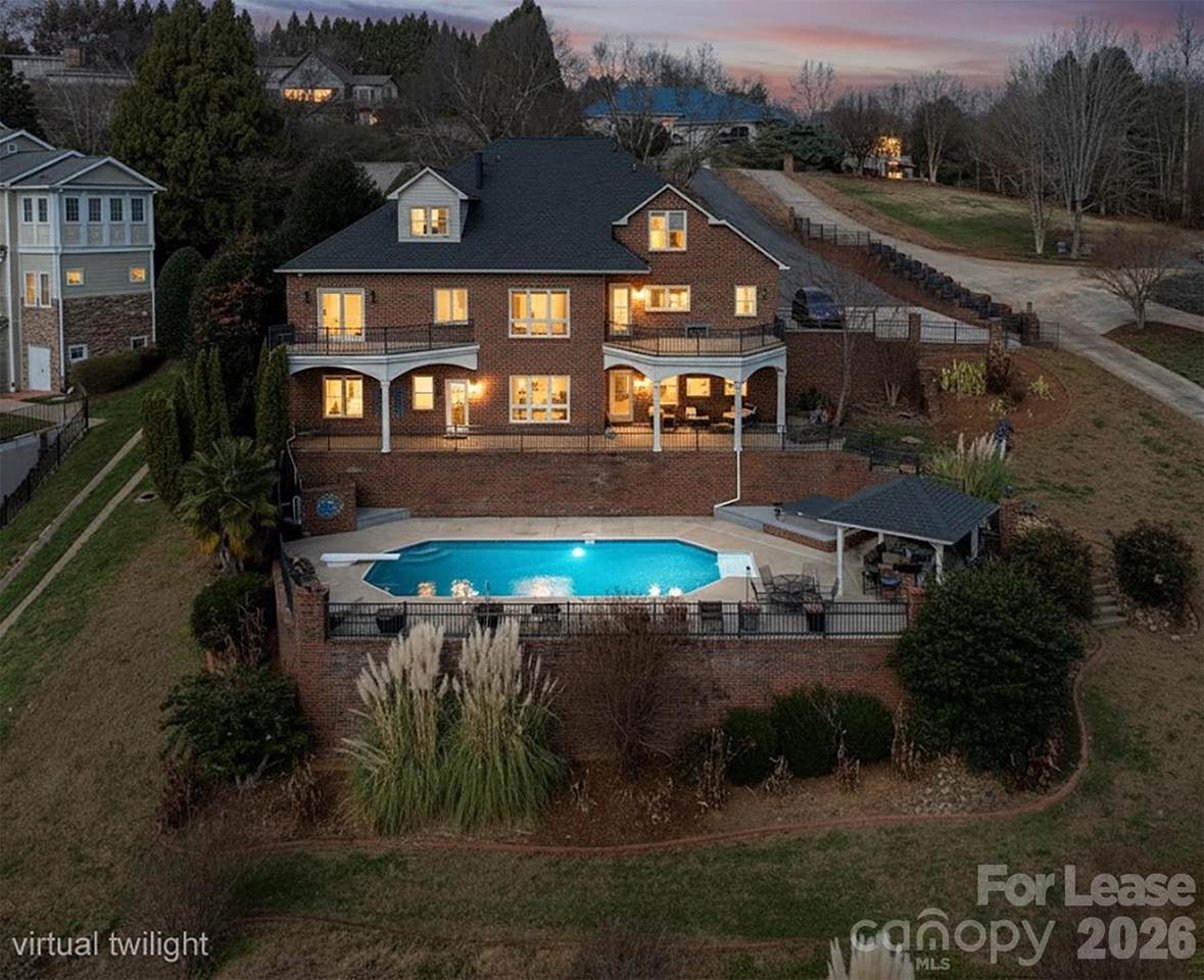 121 Pleasant Pointe Drive - Photo 1
