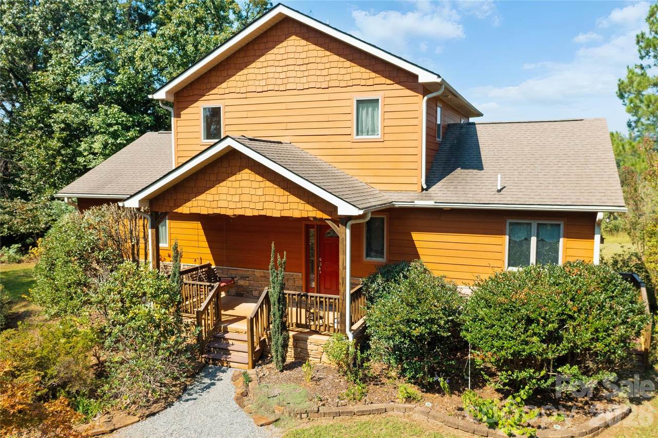 296 Acorn Lane - Photo 1