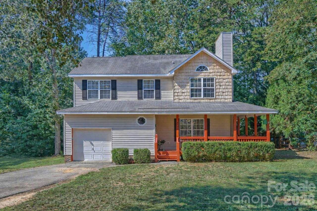7742 Red Robin Trail - Photo 1