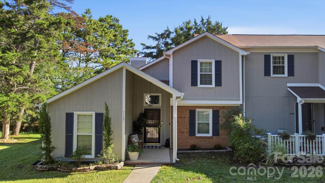 11101 Sevilla Court - Photo 1