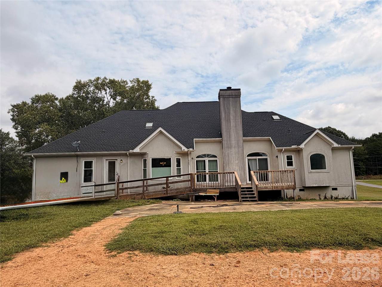 118 Sunfish Drive - Photo 1