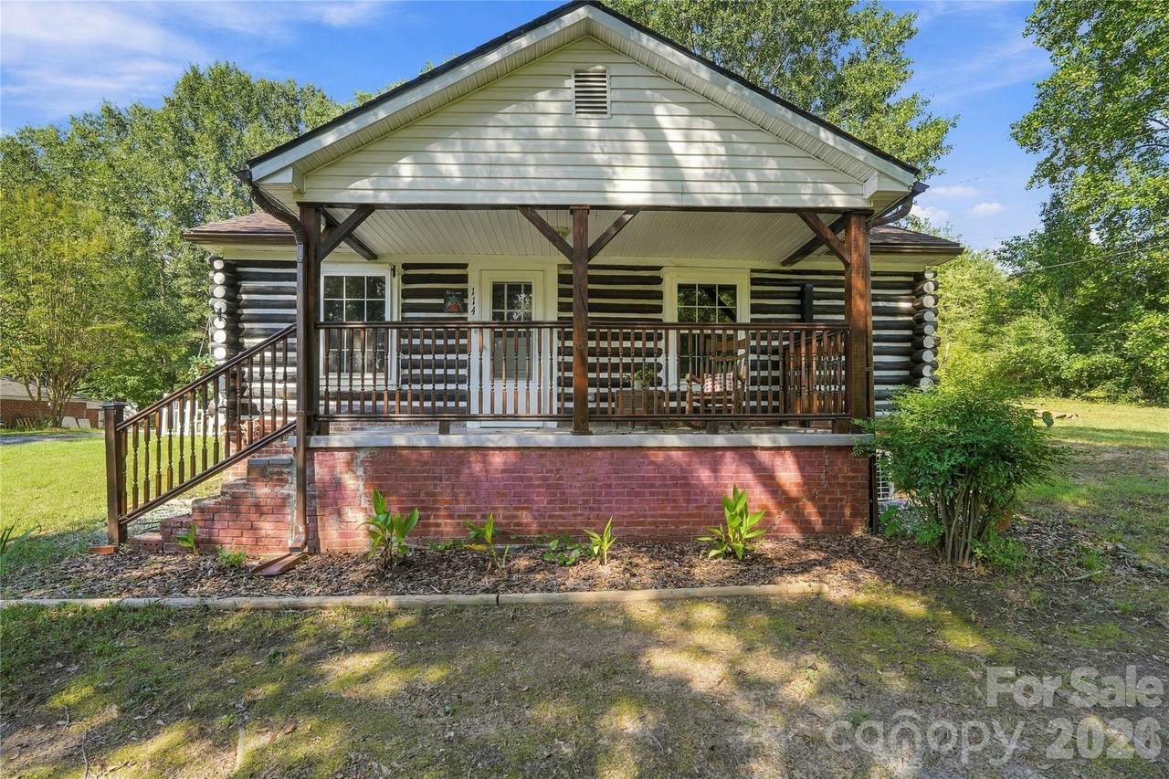 114 Beacon Hill Road - Photo 1